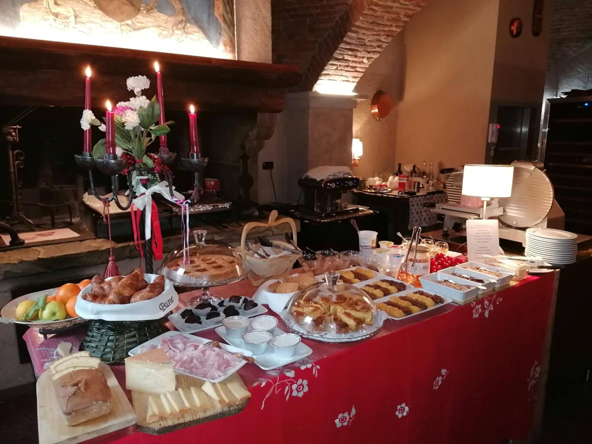 A' La Table Du Sommelier Chambres D Hotes & Restaurant Saint-Vincent Εξωτερικό φωτογραφία